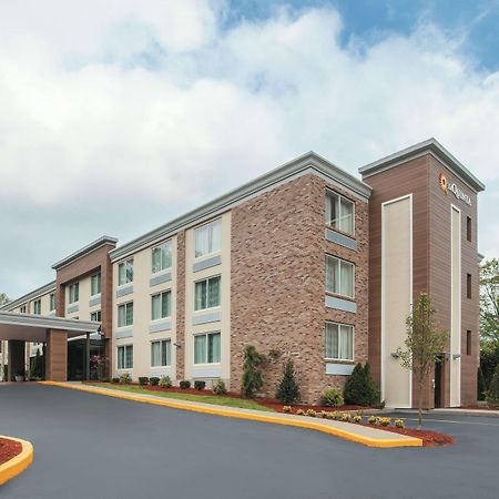 Hotel La Quinta By Wyndham Sturbridge Exterior foto