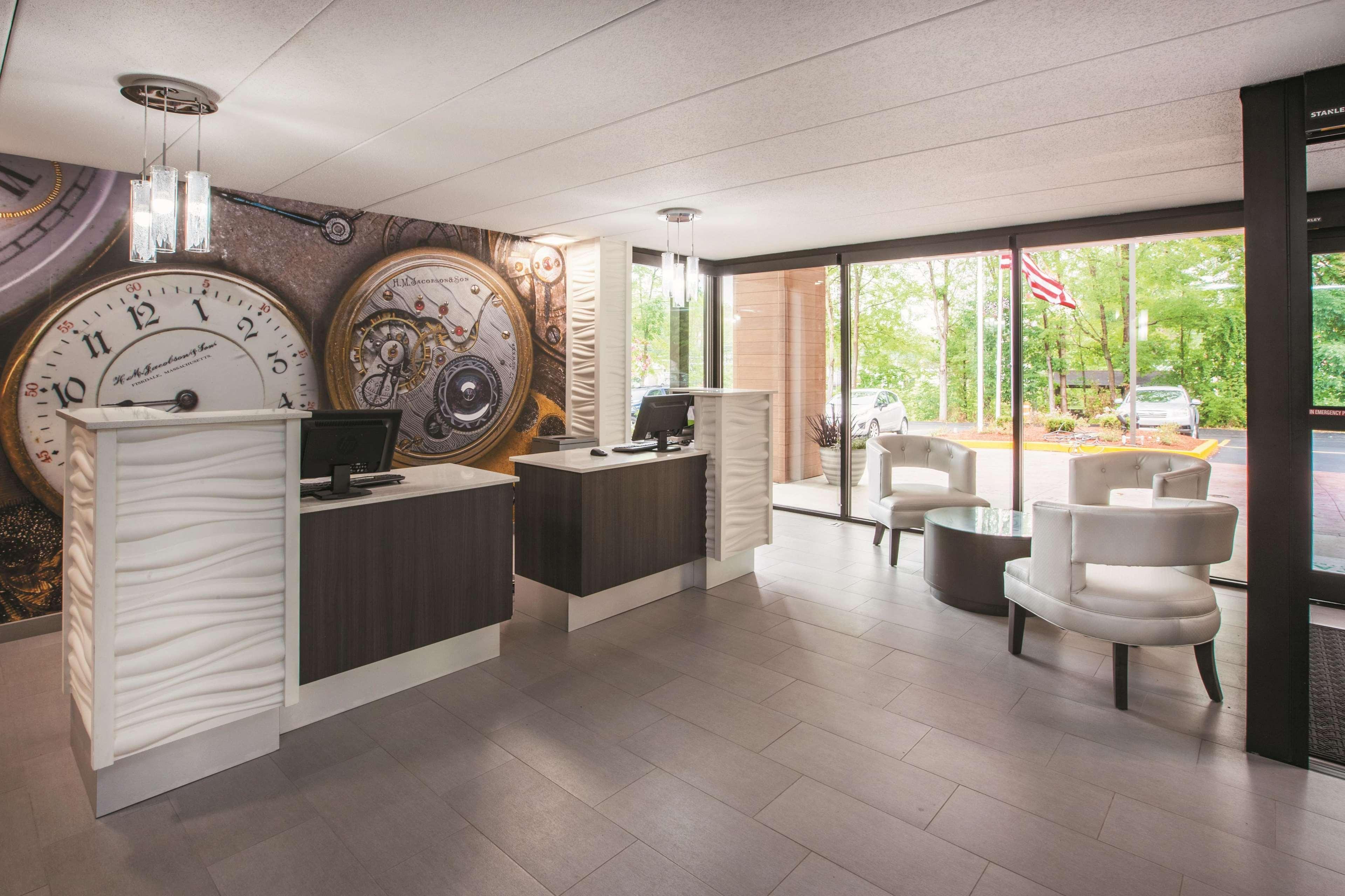 Hotel La Quinta By Wyndham Sturbridge Exterior foto